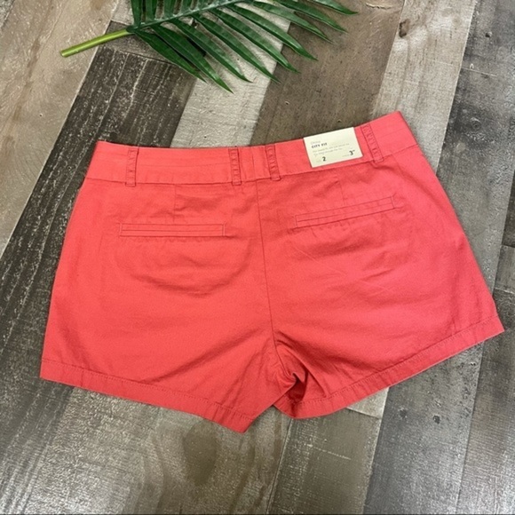 J. Crew Broken in Chino Shorts Sz 2/ small - Picture 5 of 9